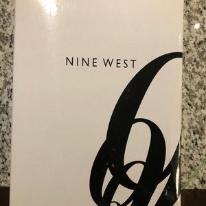 Off white Nine West heels